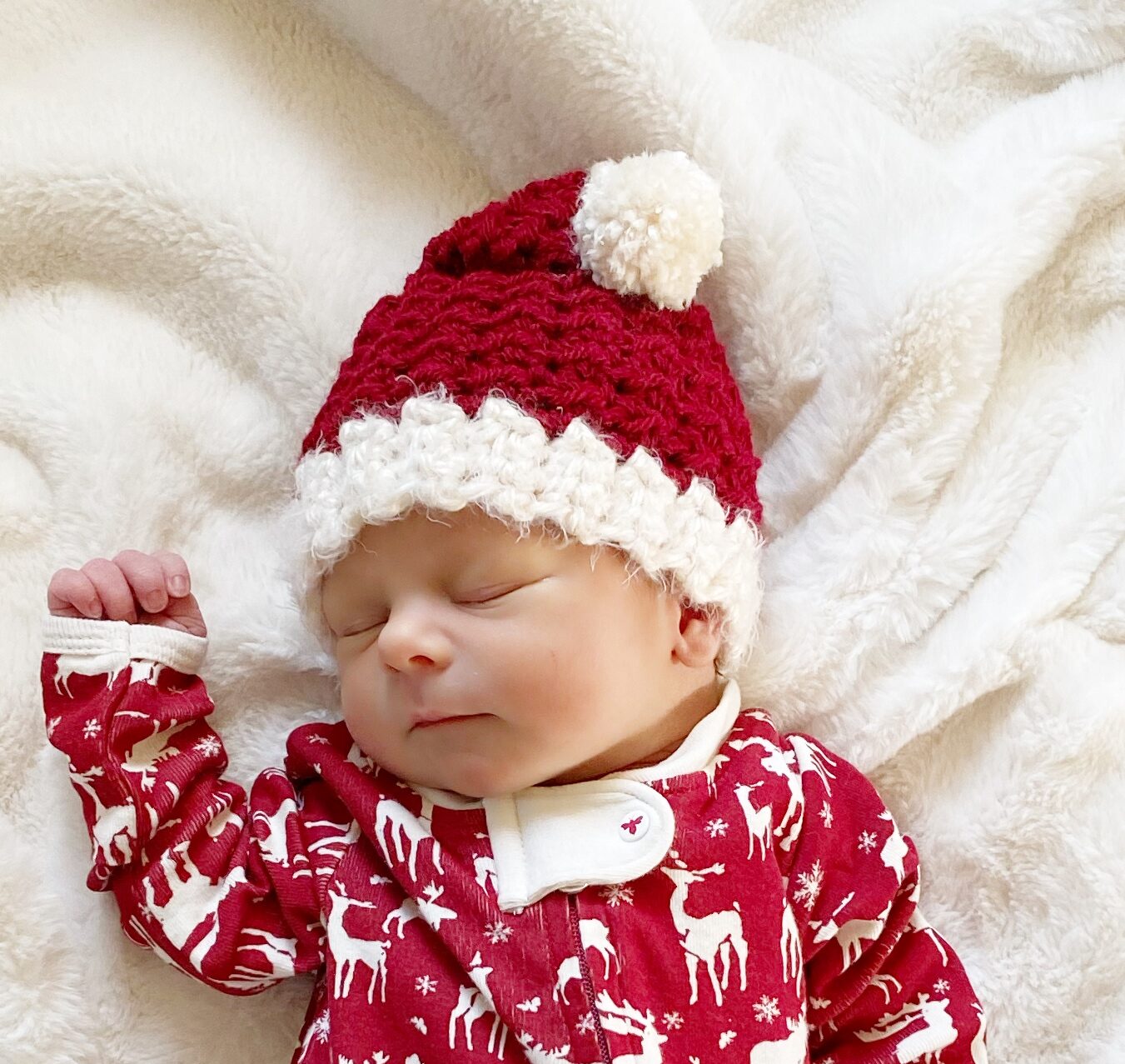 crochet newborn sleeping cap - daisy farm crafts